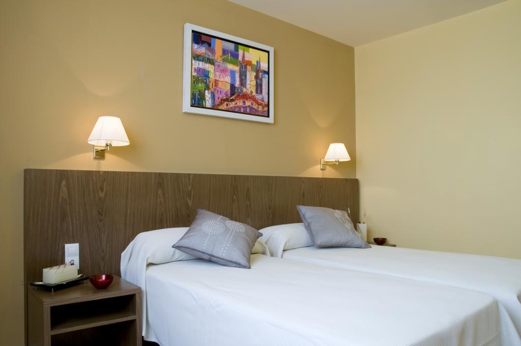 Hotel Salat Resort Les Borges Blanques Δωμάτιο φωτογραφία